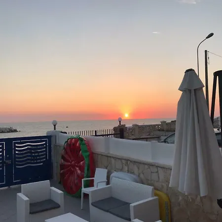 Pietra Di Luna A...mare Apartment